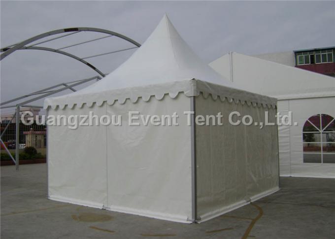 Ισχυρή δομική σκηνή κομμάτων παγοδών σκηνών με τον άσπρο πλευρικό τοίχο PVC για το γαμήλιο γεγονός